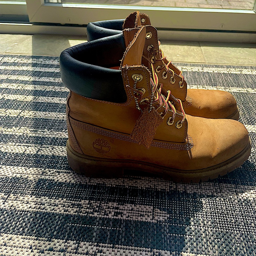 Real timberlands size 8